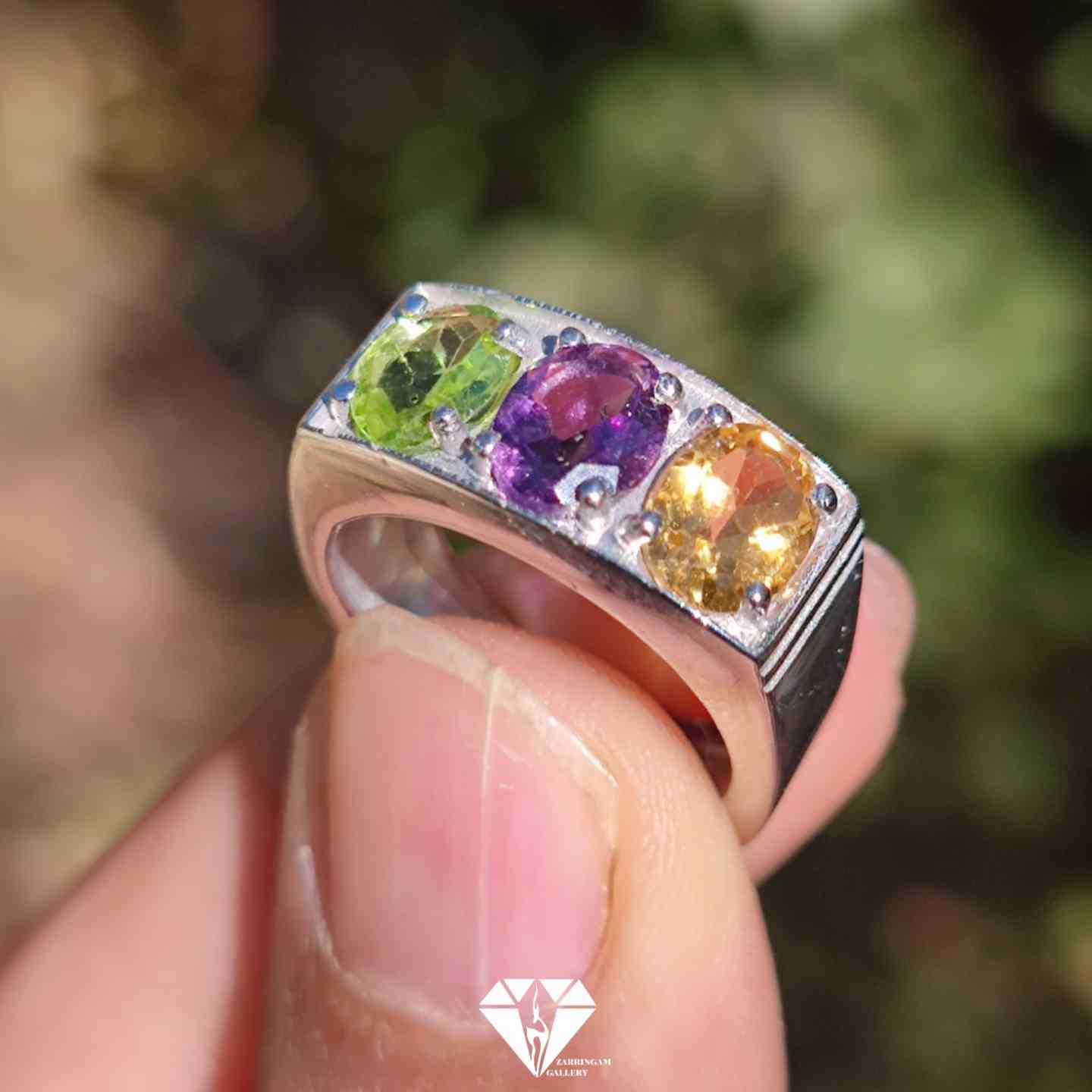 Picsart_25-12-06_12-58-48-129